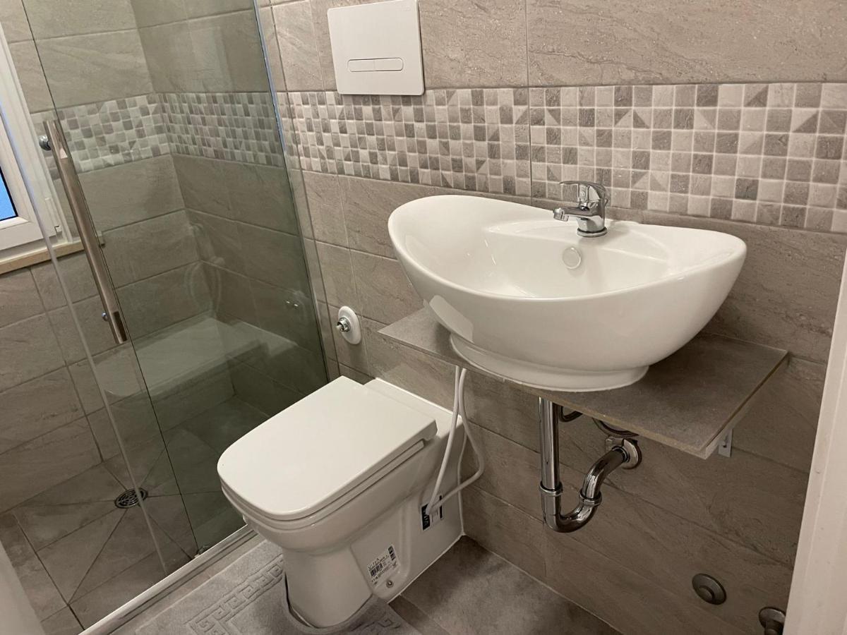 Apartament Al Mare Lido Adriano Zewnętrze zdjęcie