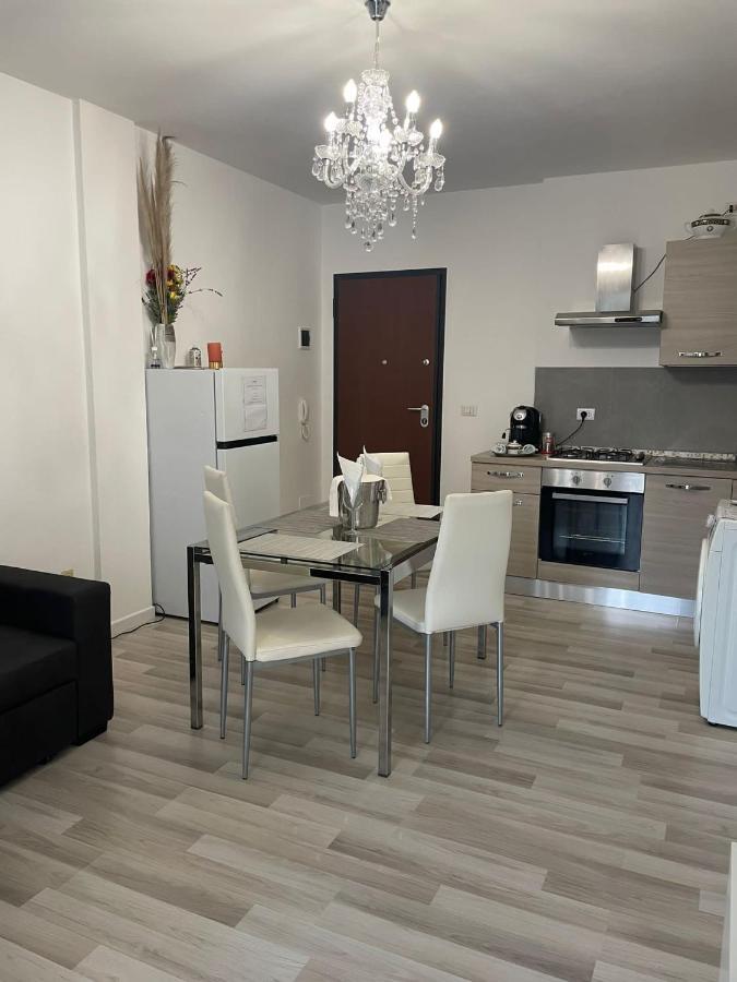 Apartament Al Mare Lido Adriano Zewnętrze zdjęcie